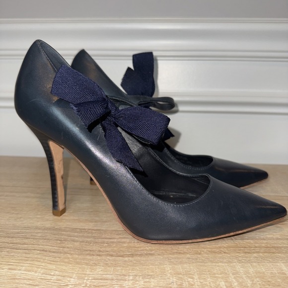 Tory Burch Beverly Heel Sz 10 Leather Navy Blue EUC Bow Pump Stiletto Brazil - Picture 1 of 15